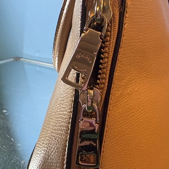 Coach Nude/Beige Leather Satchel Bag - Picture 4 of 16